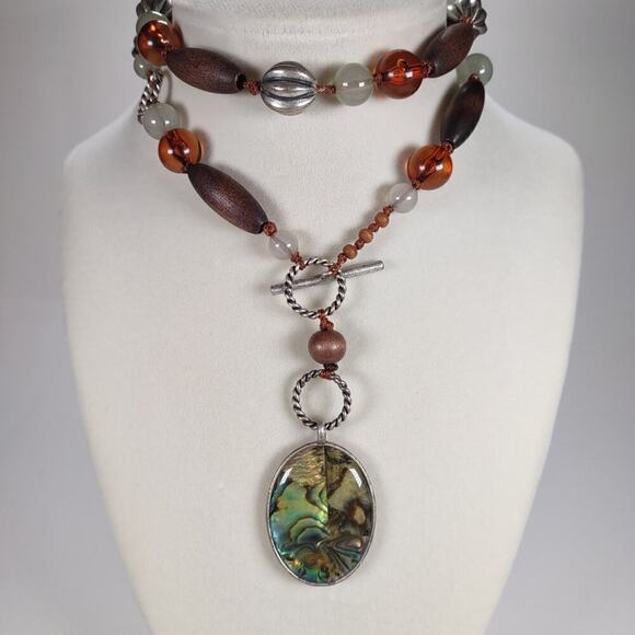 Silver Toned Oval Abalone Pendant With Wood and Plastic Beads Necklace - Picture 1 of 4